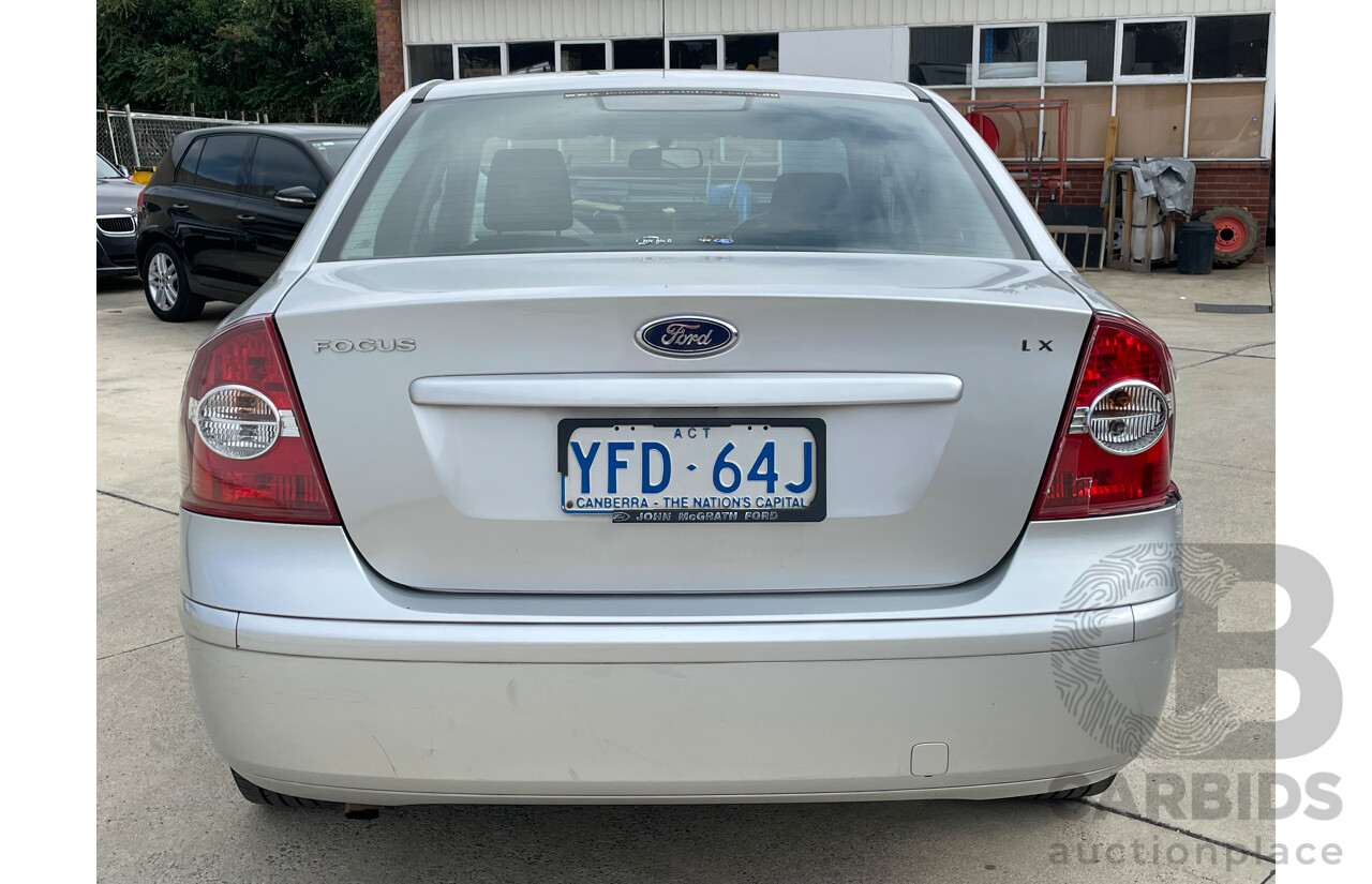 11/2007 Ford Focus LX FWD LT 4D Sedan Silver 2.0L