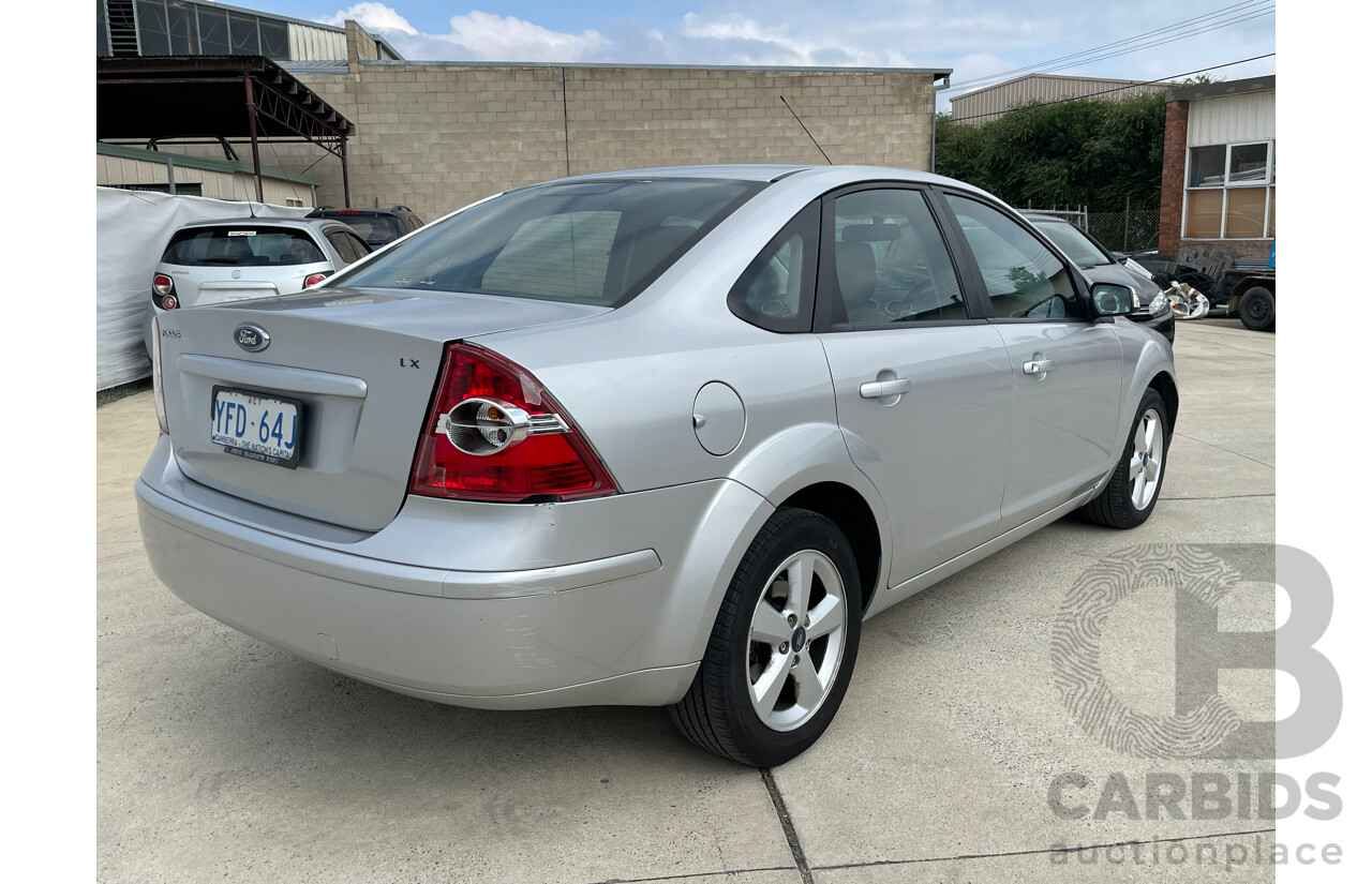 11/2007 Ford Focus LX FWD LT 4D Sedan Silver 2.0L