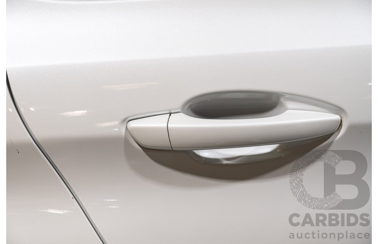 5/2015 Peugeot 308 Allure BLUE HDi T9 5d Hatchback White Turbo Diesel 2.0L