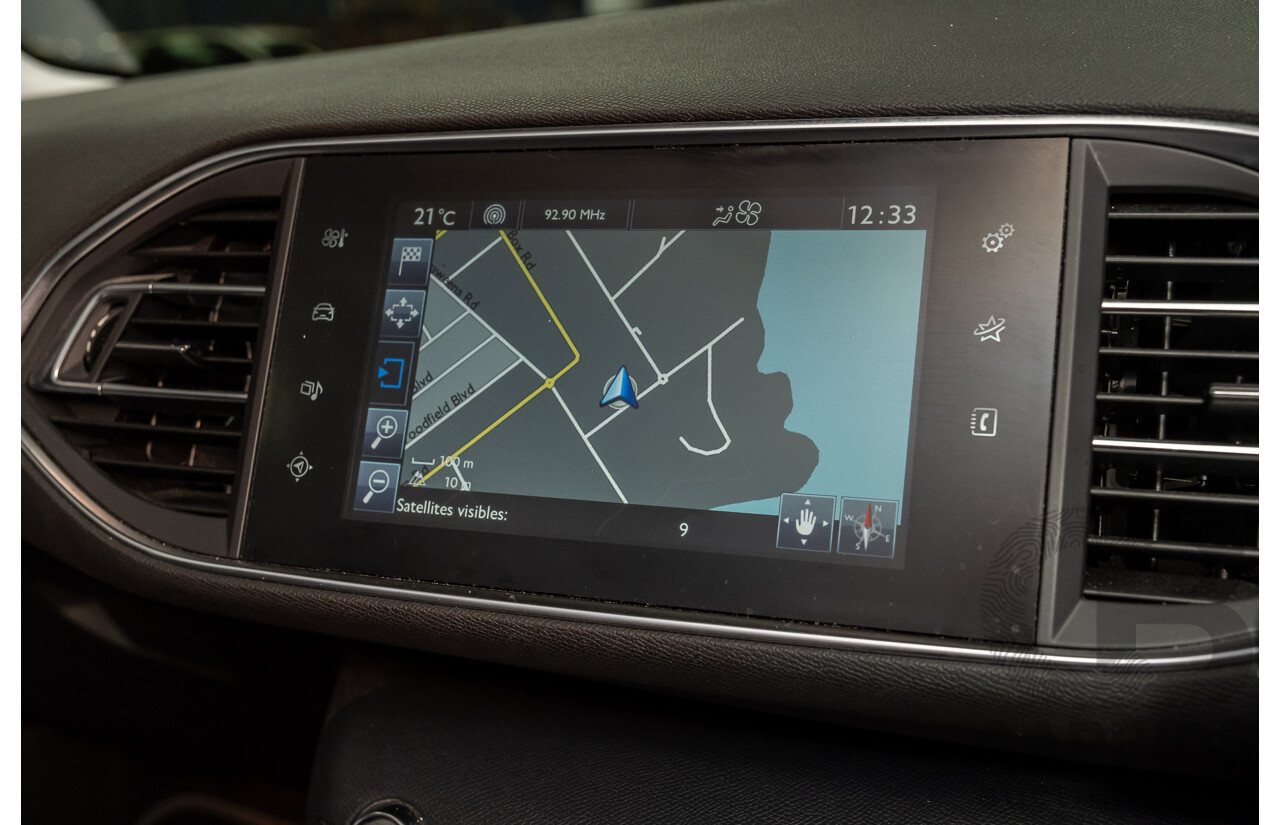 5/2015 Peugeot 308 Allure BLUE HDi T9 5d Hatchback White Turbo Diesel 2.0L