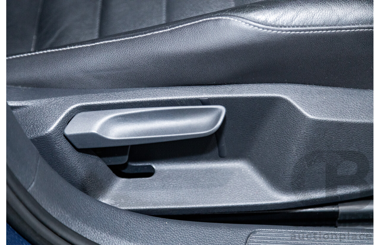 6/2014 Volkswagen Golf 110 TDI Highline AU MK7 MY14.5 5d Hatchback Pacific Blue Metallic Turbo Diesel 2.0L