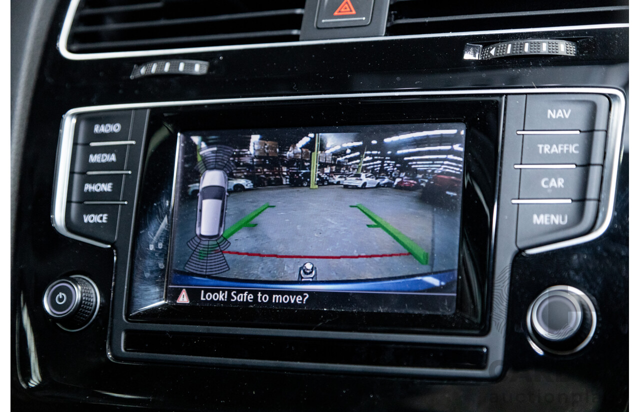 6/2014 Volkswagen Golf 110 TDI Highline AU MK7 MY14.5 5d Hatchback Pacific Blue Metallic Turbo Diesel 2.0L