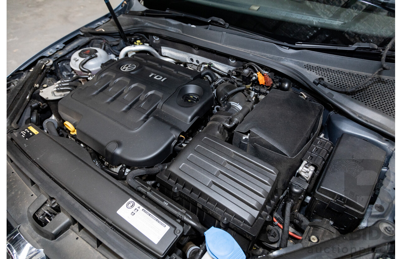 6/2014 Volkswagen Golf 110 TDI Highline AU MK7 MY14.5 5d Hatchback Pacific Blue Metallic Turbo Diesel 2.0L