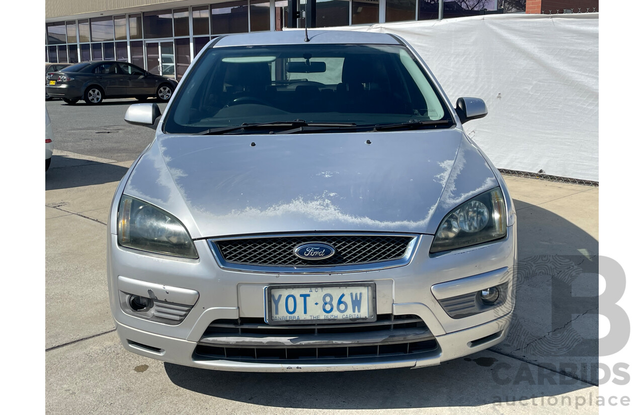 10/2006 Ford Focus ZETEC FWD LS 5D Hatchback Silver 2.0L