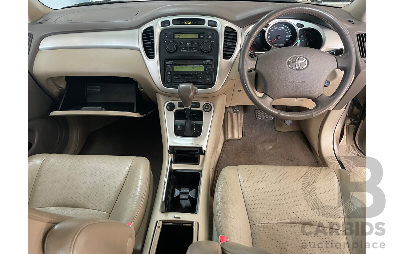 01/2005 Toyota Kluger CVX (4x4) 4WD MCU28R 4D Wagon Gold 3.3L