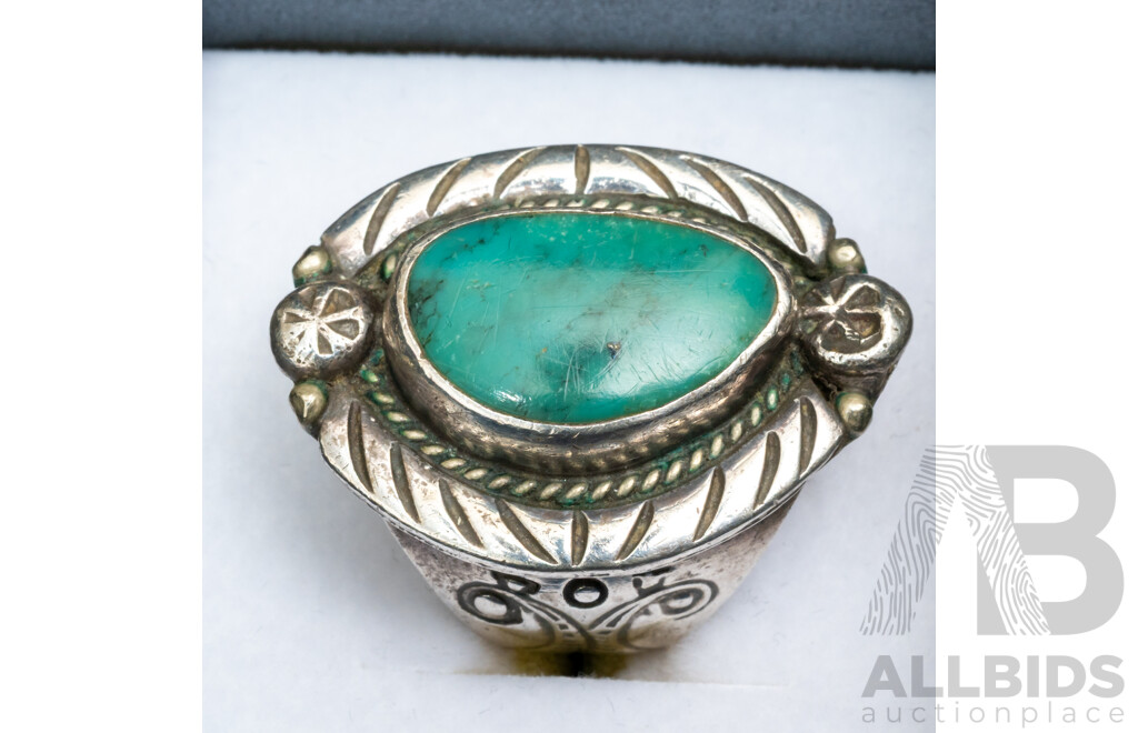 Vintage Navajo Handmade Sterling Silver Natural Turquoise Ring, Size Q, 14.0 Grams