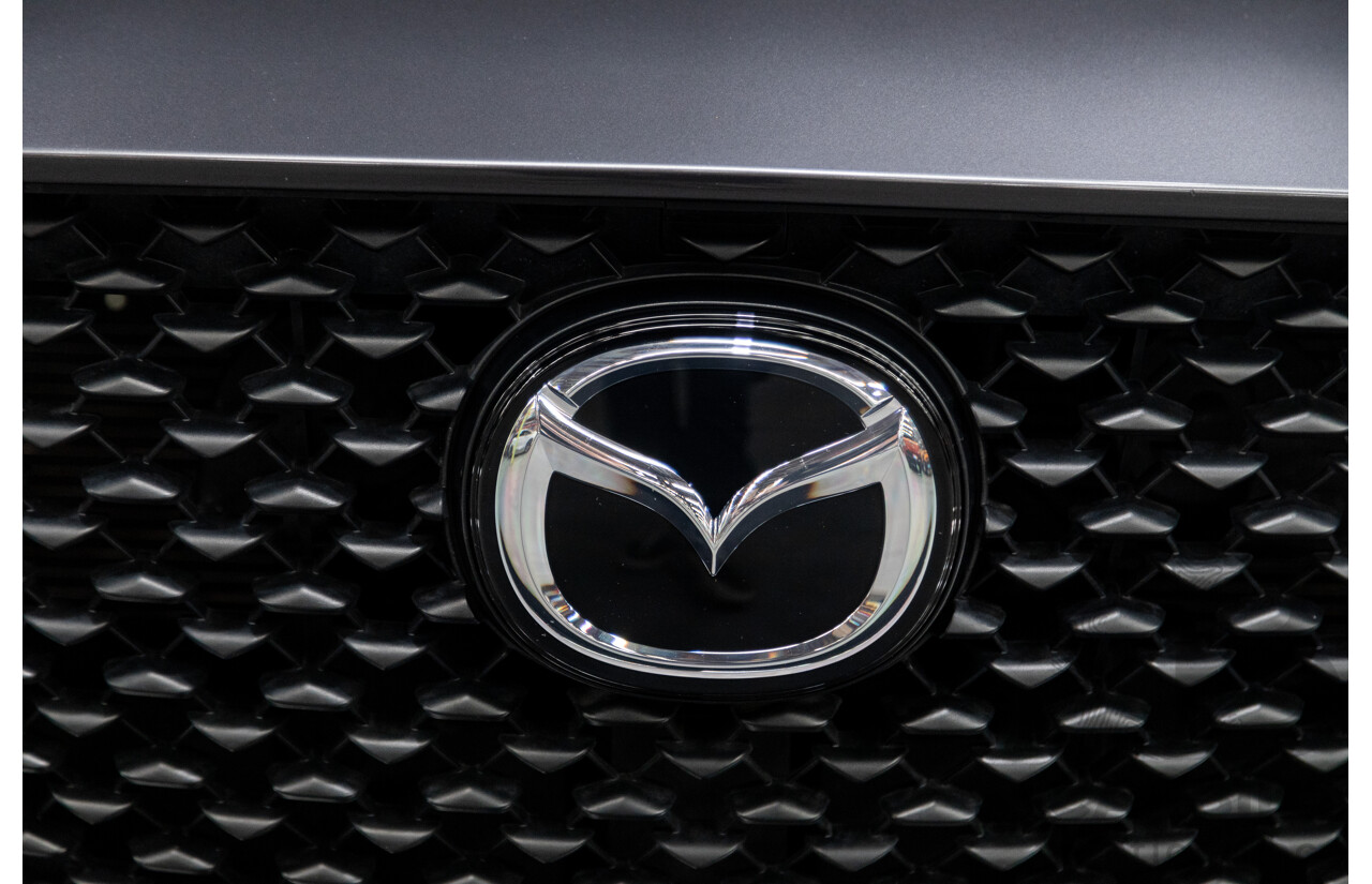 09/2020 Mazda CX-30 Pure G20 DM Skyactiv 4d Wagon Machine Grey Metallic 2.0L