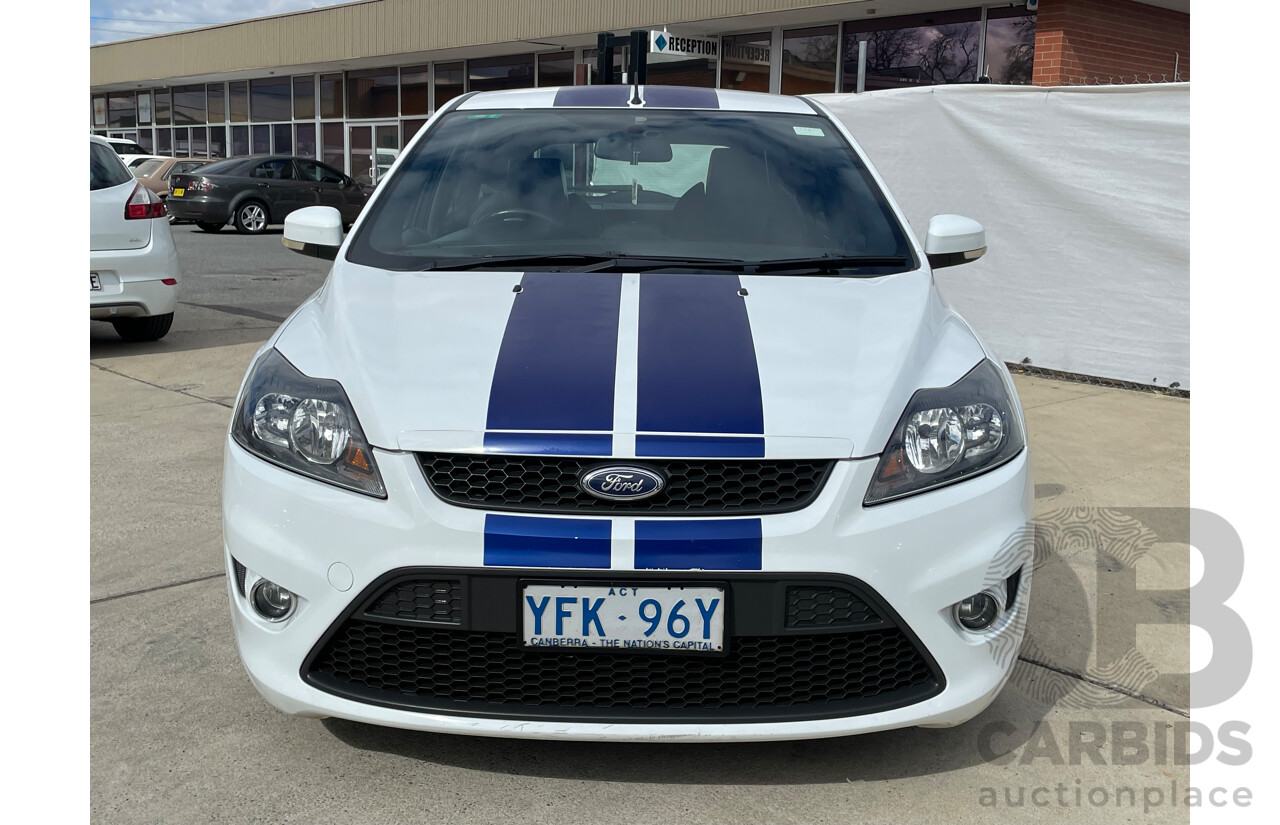 06/2008 Ford Focus XR5 TURBO FWD LV 5D Hatchback White 2.5L