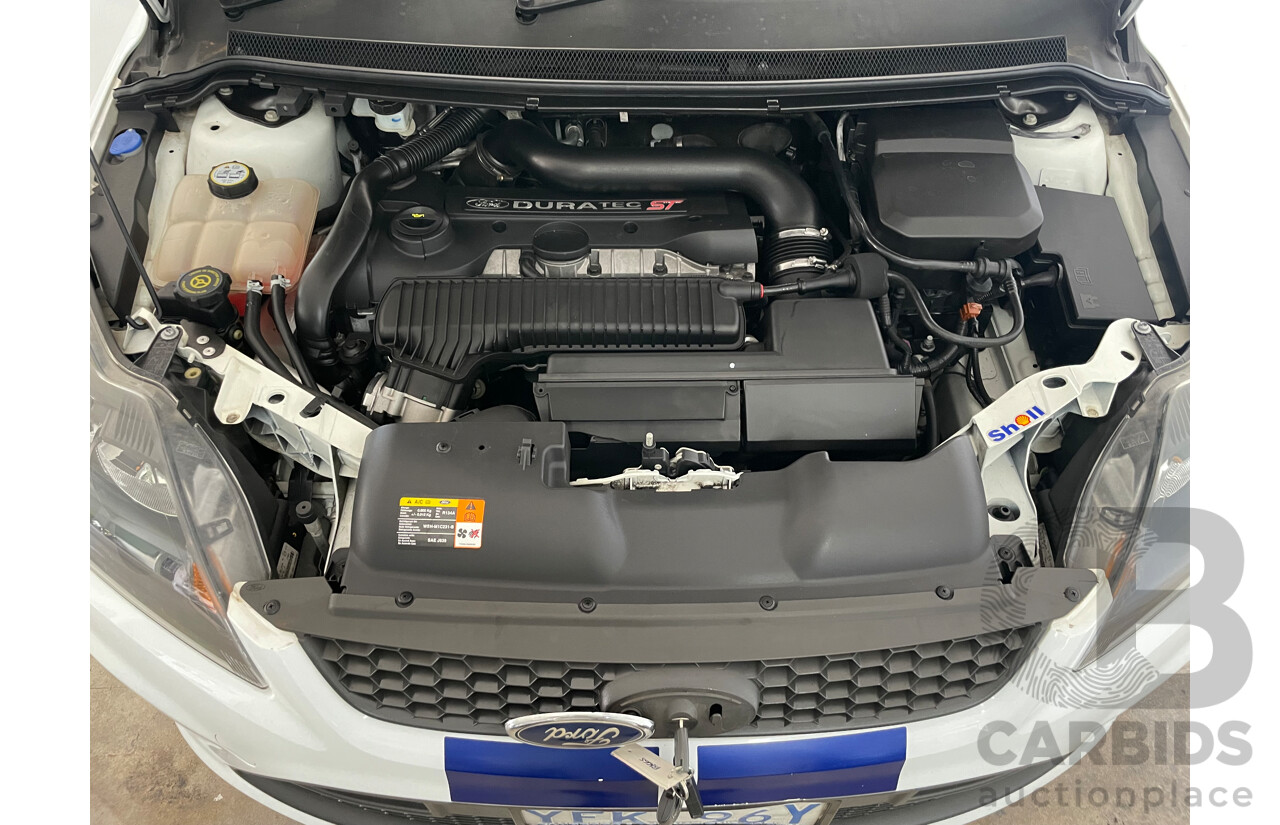 06/2008 Ford Focus XR5 TURBO FWD LV 5D Hatchback White 2.5L