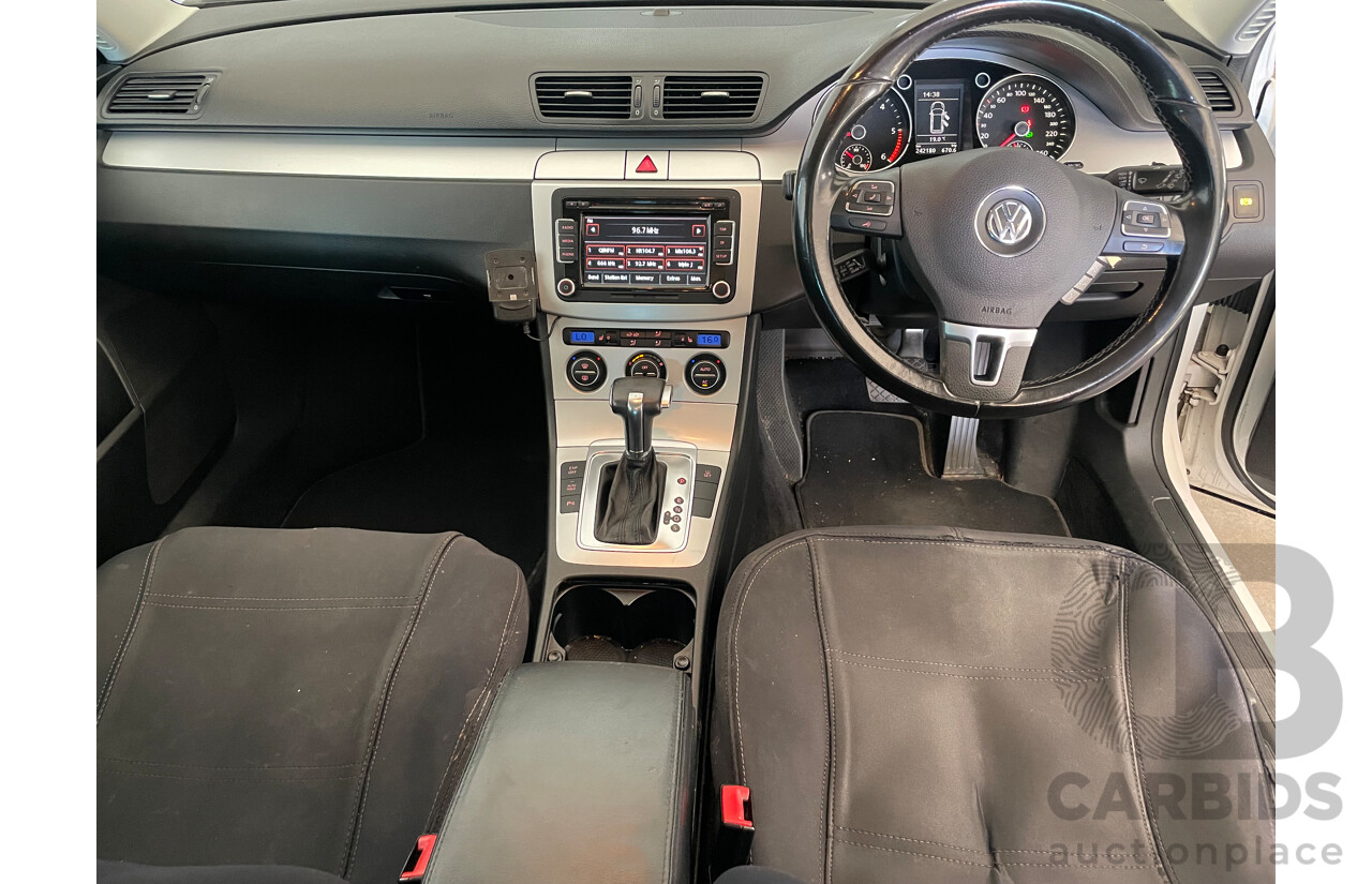 12/2009 Volkswagen Passat 125 TDI FWD 3C MY09 UPGRADE 4D Wagon White 2.0L