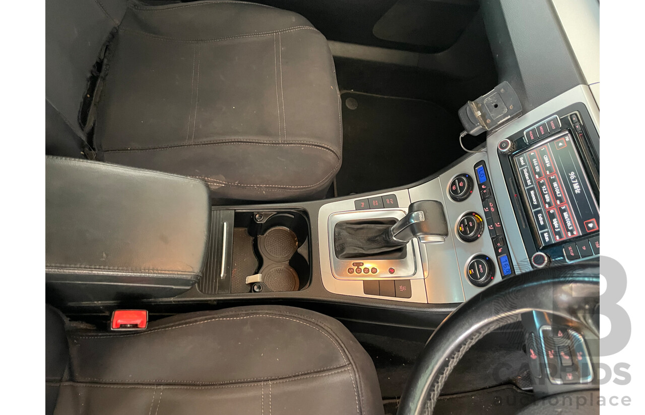 12/2009 Volkswagen Passat 125 TDI FWD 3C MY09 UPGRADE 4D Wagon White 2.0L