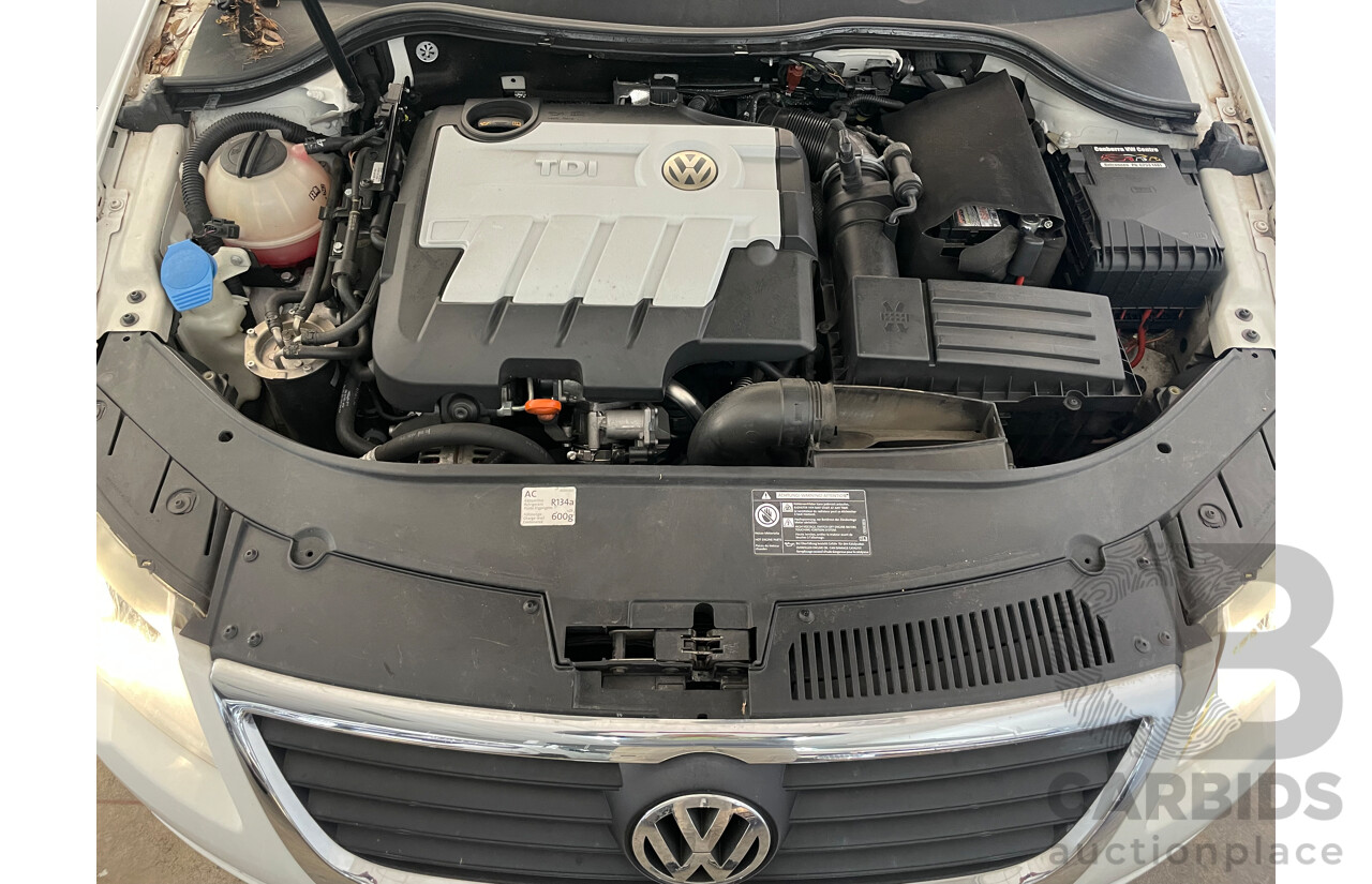 12/2009 Volkswagen Passat 125 TDI FWD 3C MY09 UPGRADE 4D Wagon White 2.0L