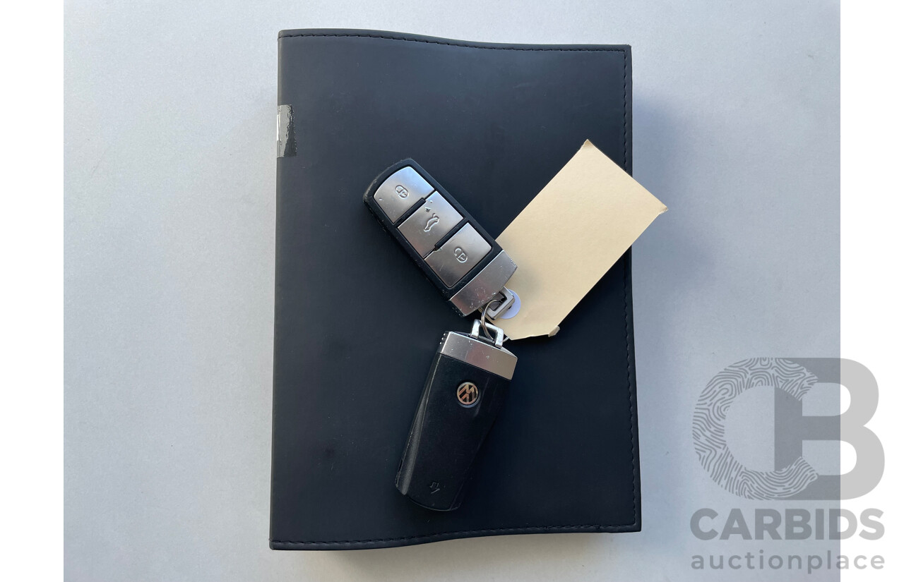 12/2009 Volkswagen Passat 125 TDI FWD 3C MY09 UPGRADE 4D Wagon White 2.0L