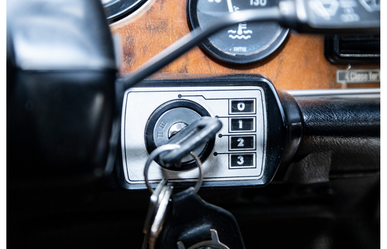 3/1980 Jaguar XJ6 4.2 SERIES III 4d Sedan Damson Red 4.2L