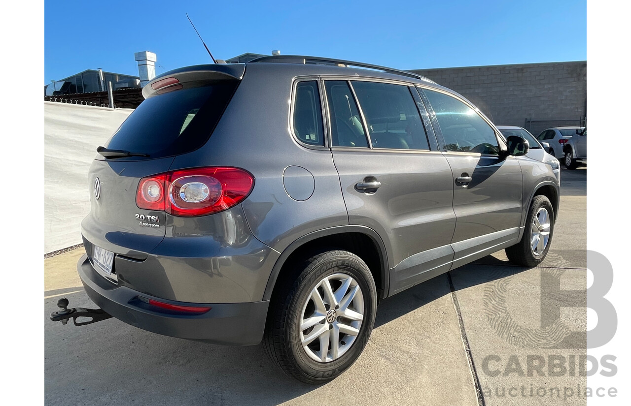 05/2011 Volkswagen Tiguan 125 TSI 4x4 5NC MY11 4D Wagon Grey 2.0L