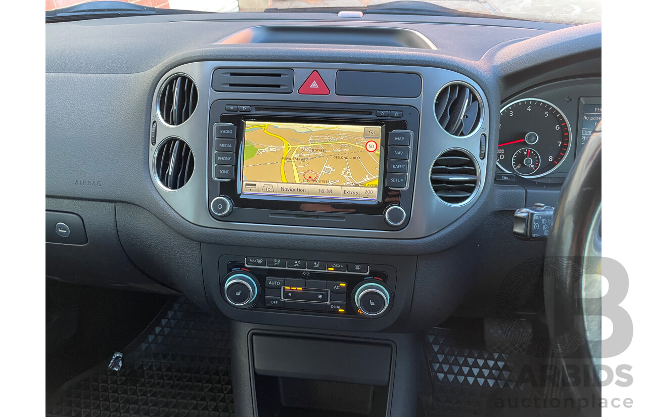 05/2011 Volkswagen Tiguan 125 TSI 4x4 5NC MY11 4D Wagon Grey 2.0L