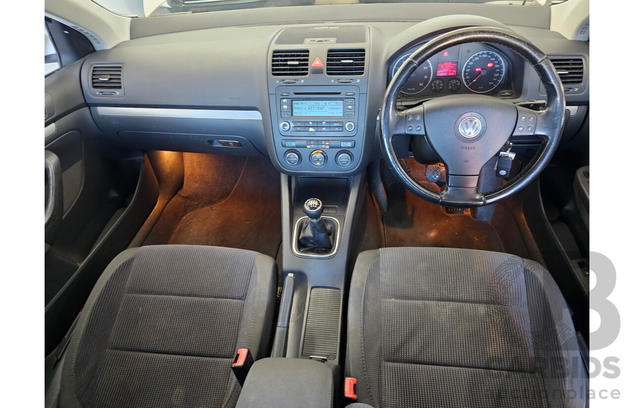 6/2006 Volkswagen Jetta 2.0 FSI 1KM 4d Sedan White 2.0L