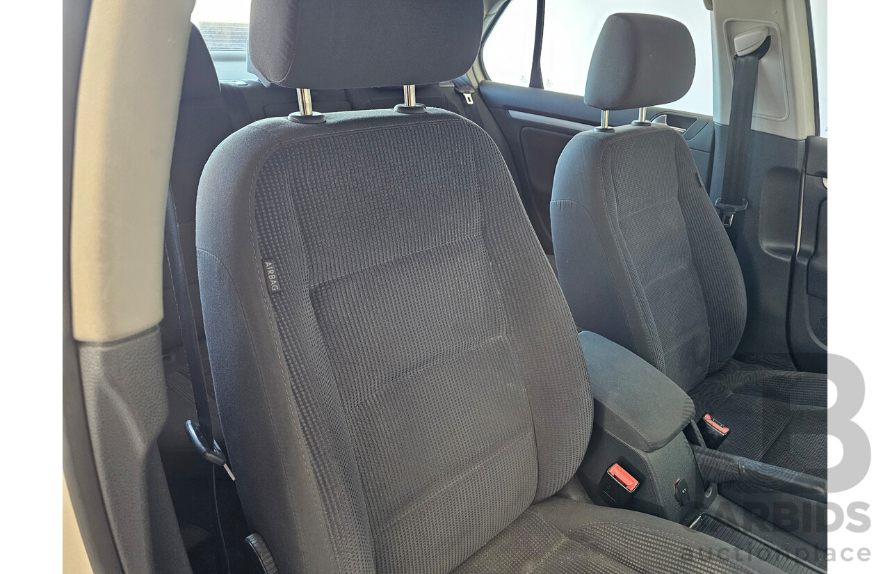 6/2006 Volkswagen Jetta 2.0 FSI 1KM 4d Sedan White 2.0L