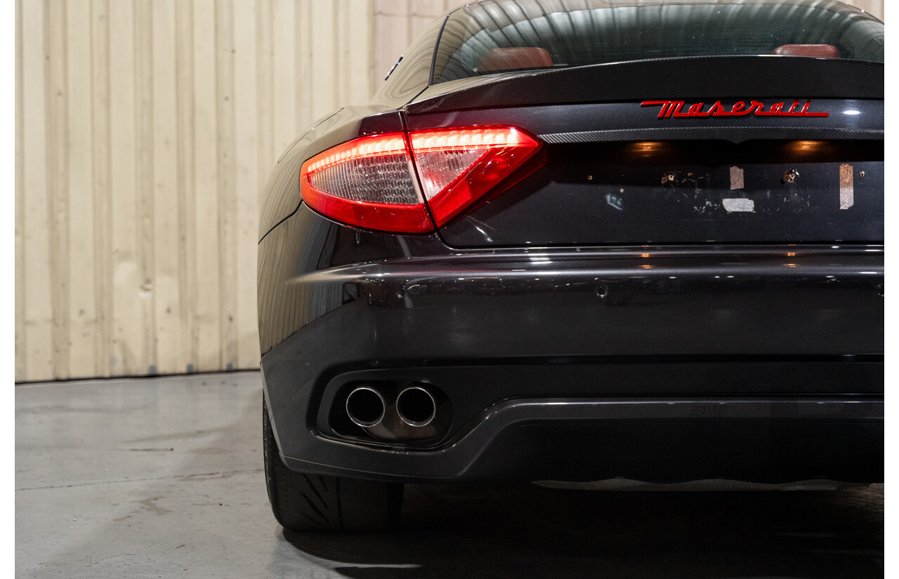 1/2008 Maserati Granturismo 2d Coupe Metallic Black V8 4.2L