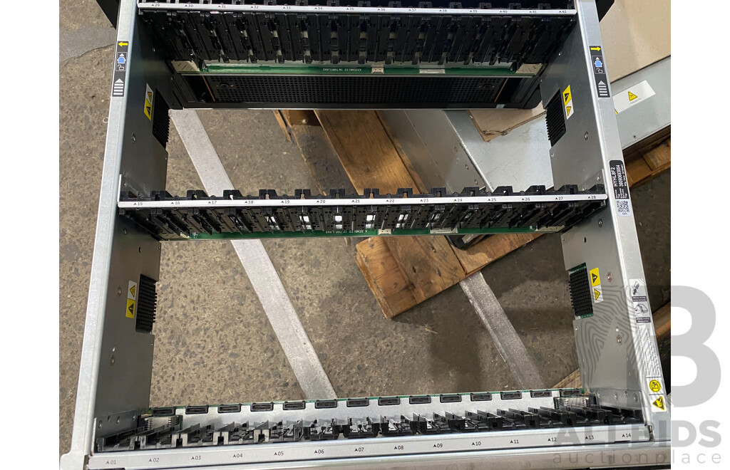 Dell (E11J) SCv2080 Dense Enclosure - Lot 1535181 | ALLBIDS