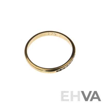 9ct Round Profile Diamond Set Ring, TDW 0.07ct, Size R, 1.72 Grams