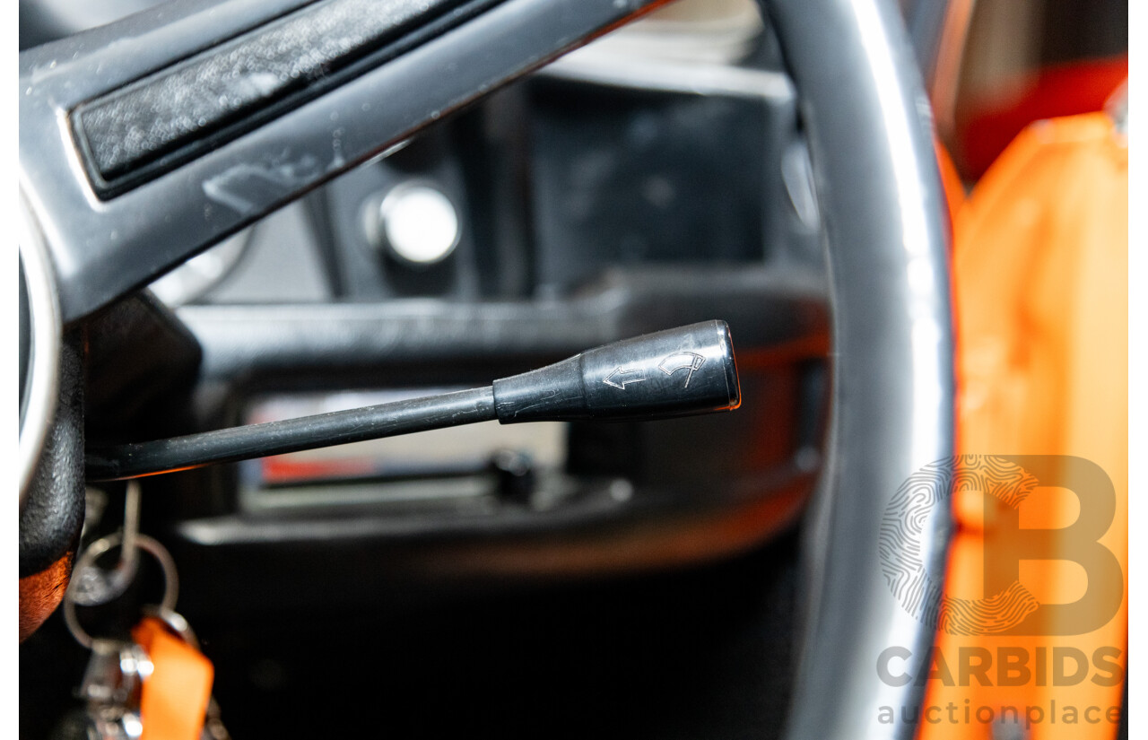 1/1971 BMW 1602 2d Coupe Inka Orange 1.6L