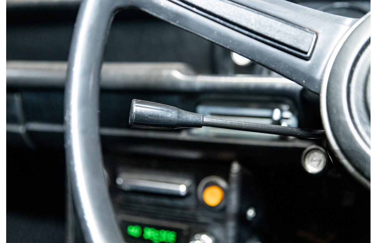 1/1971 BMW 1602 2d Coupe Inka Orange 1.6L