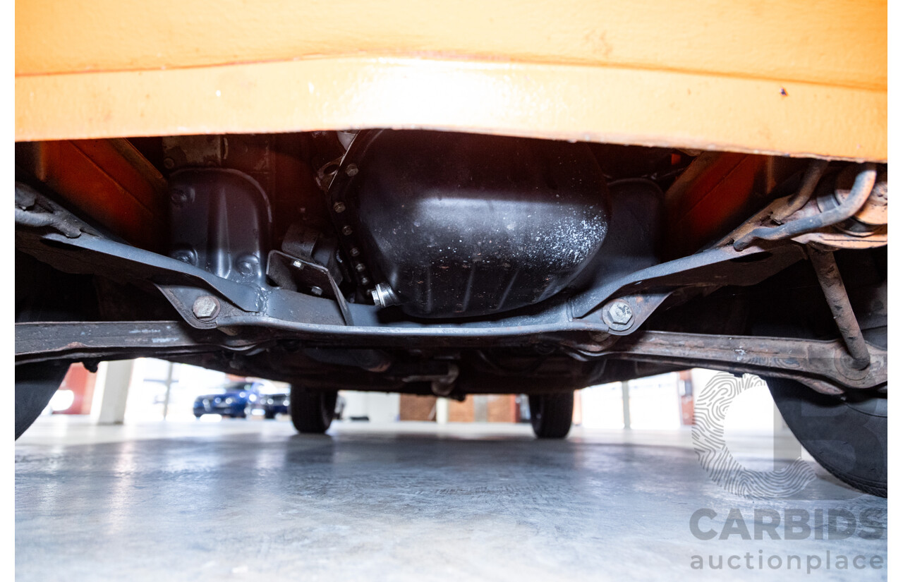 1/1971 BMW 1602 2d Coupe Inka Orange 1.6L