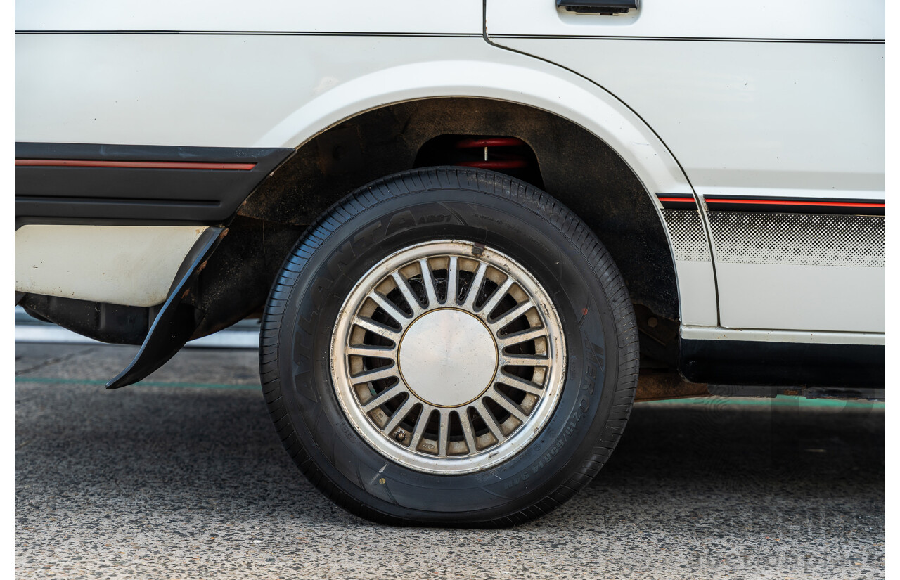 4/1986 Ford Falcon S-Pak XF 4d Sedan Sno White 4.1L