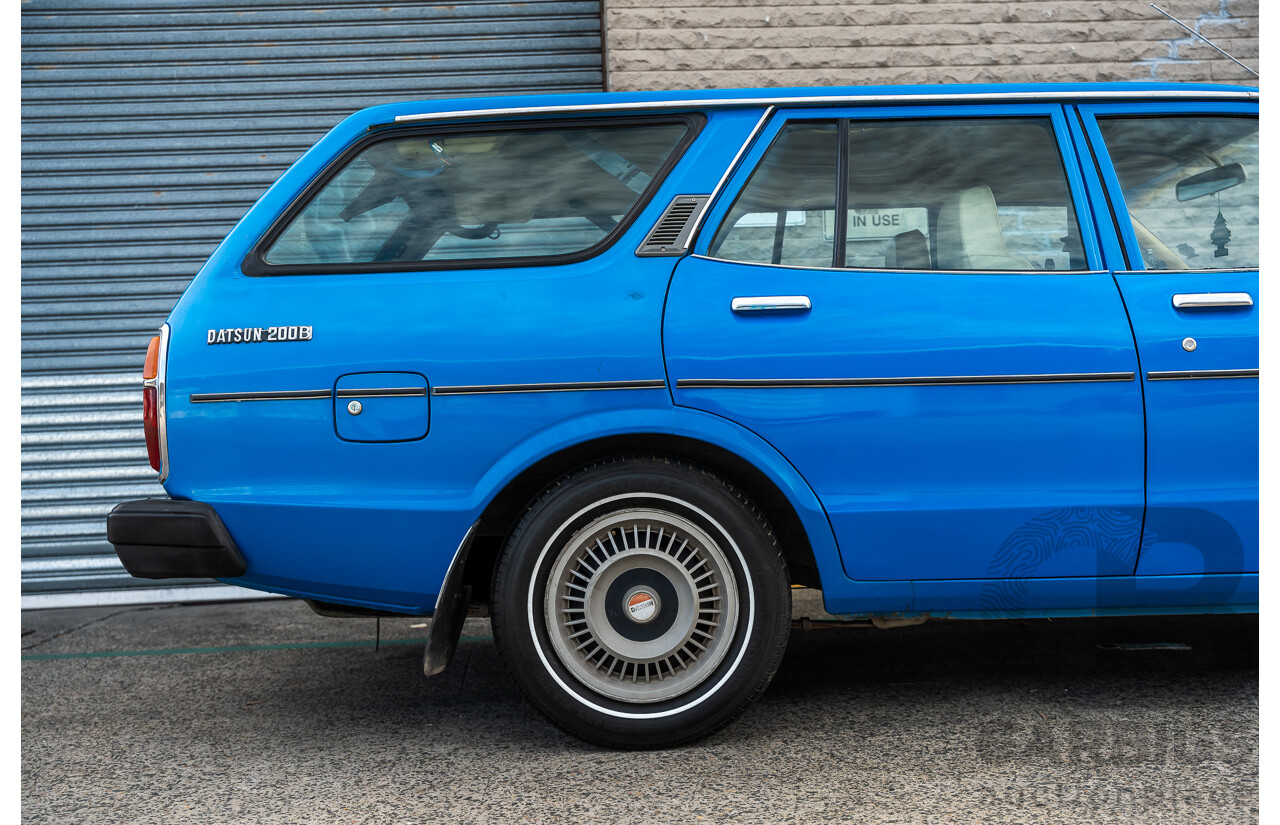 8/1980 Datsun 200b GL 810 4d Wagon Blue 2.0L