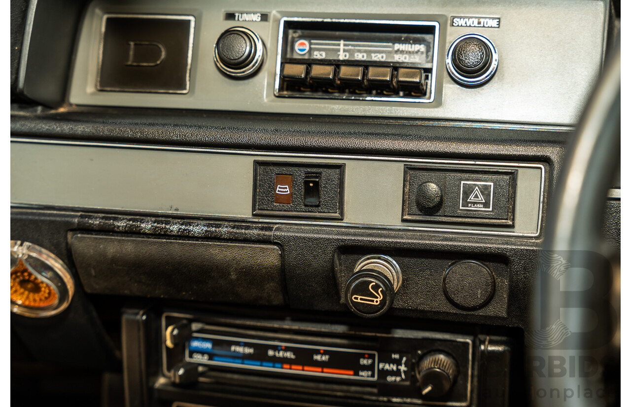 8/1980 Datsun 200b GL 810 4d Wagon Blue 2.0L