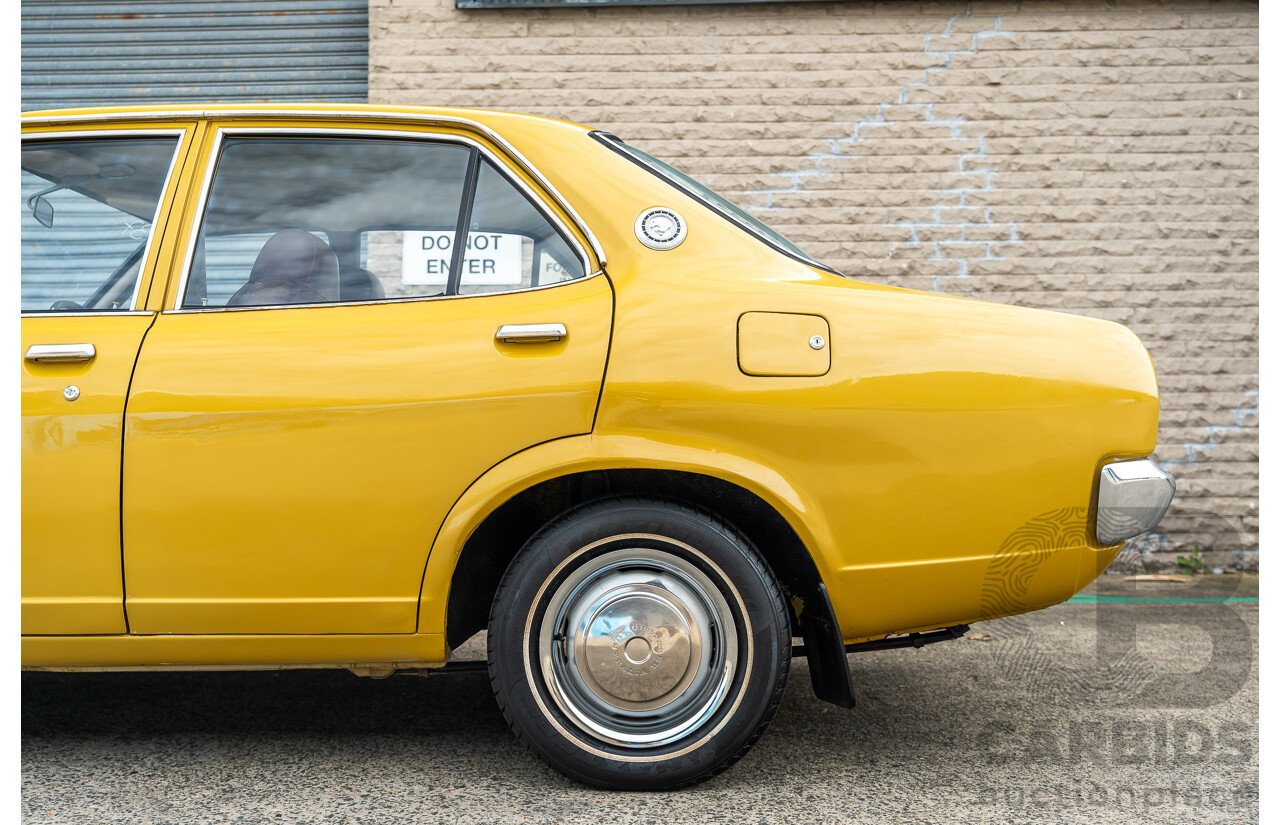 7/1977 Chrysler Galant XL GD 4d Sedan Gold 1.6L