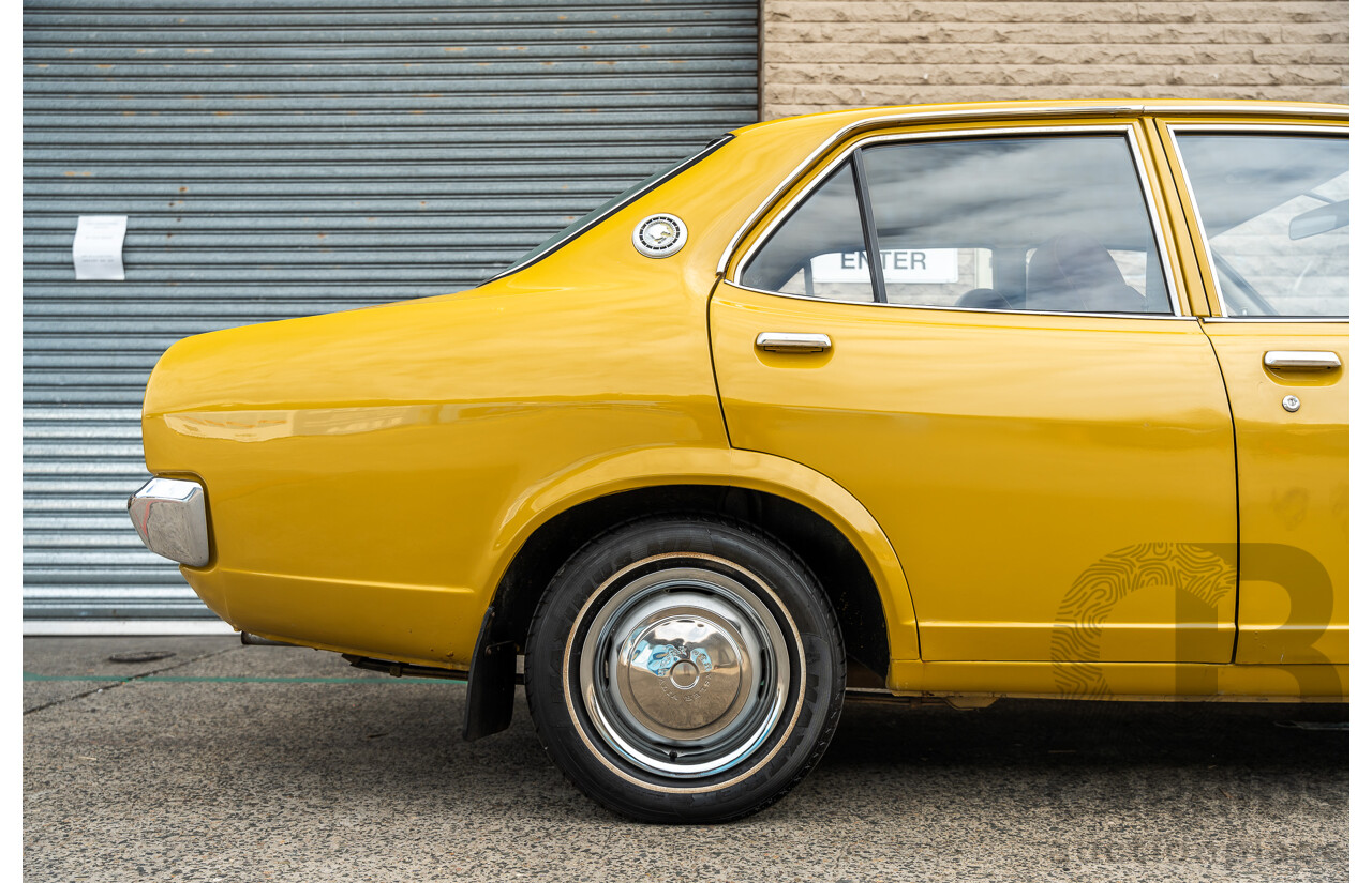 7/1977 Chrysler Galant XL GD 4d Sedan Gold 1.6L