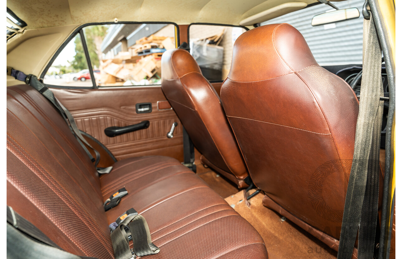 7/1977 Chrysler Galant XL GD 4d Sedan Gold 1.6L