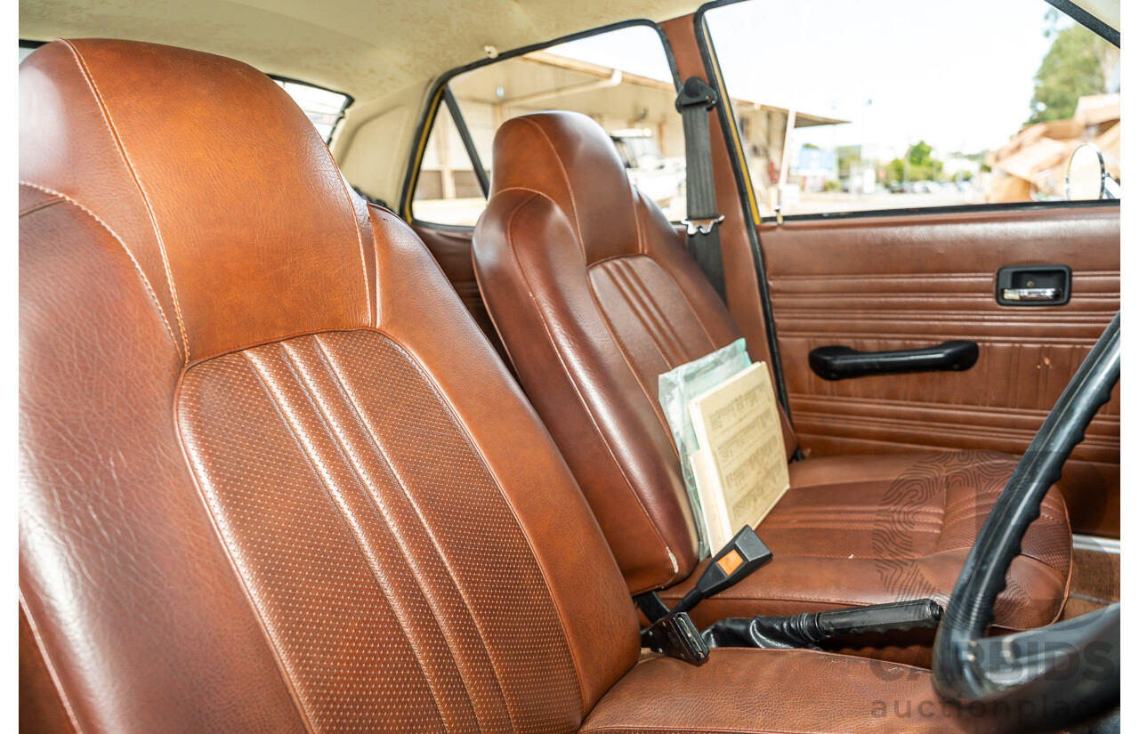 7/1977 Chrysler Galant XL GD 4d Sedan Gold 1.6L