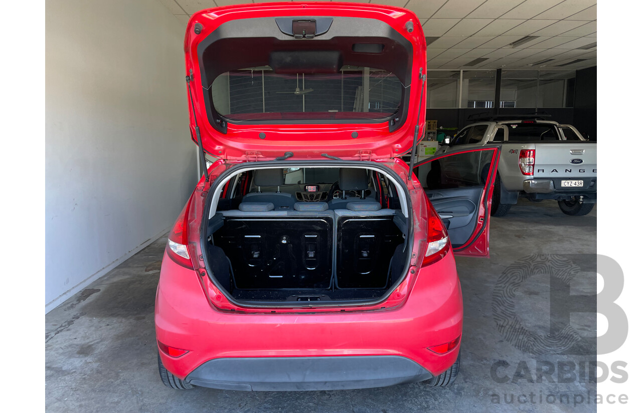 04/2010 Ford Fiesta ECONETIC FWD WS 5D Hatchback Red 1.6L