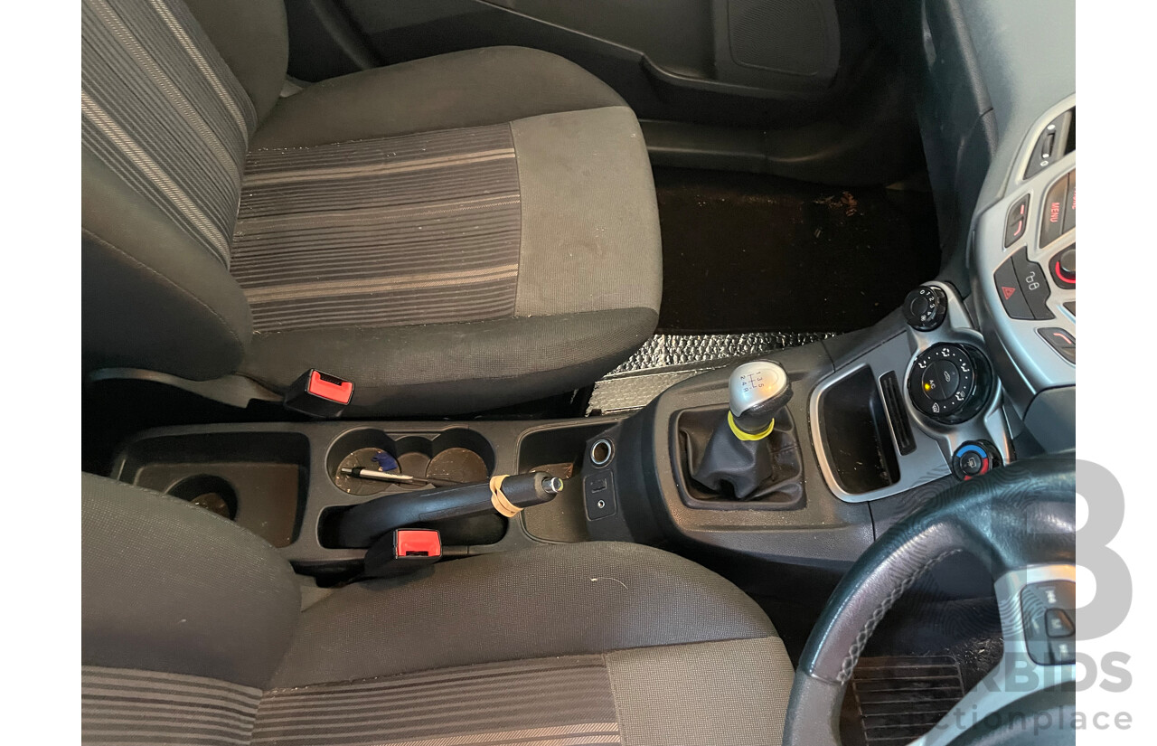 04/2010 Ford Fiesta ECONETIC FWD WS 5D Hatchback Red 1.6L