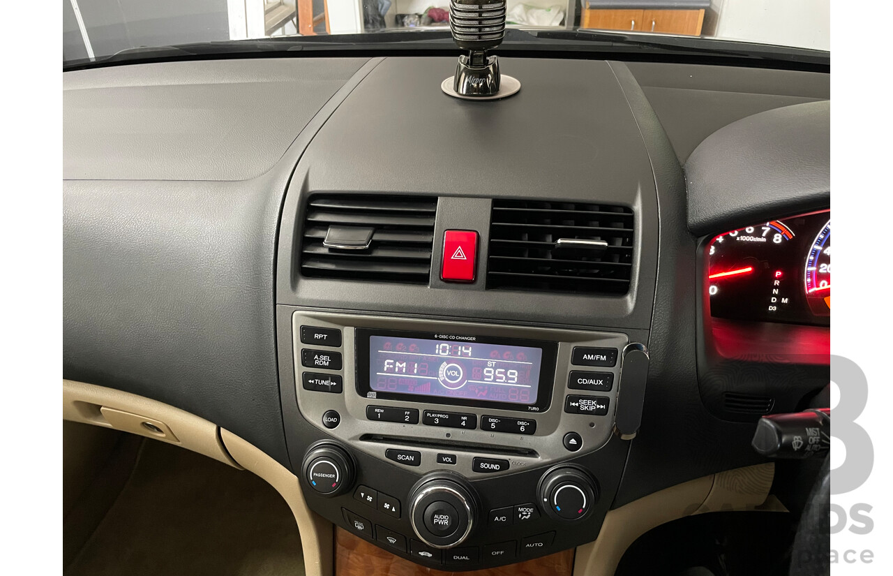 09/2007 Honda Accord EURO LUXURY FWD MY06 UPGRADE 4D Sedan Black 2.4L