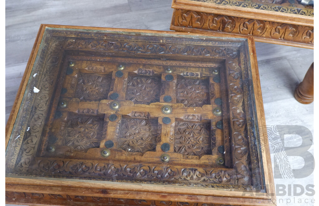 Hardwood Carved Coffee Tablke with Recessed Glass Top