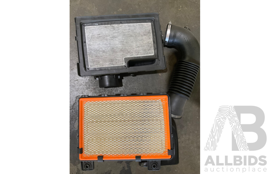 HANKOOK 20 Inch 275/60 R20 Wheels & Assorted of Car Parts for RAM - Estimated Total ORP $3,500