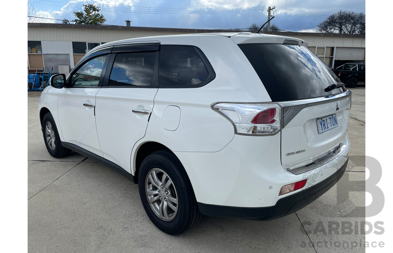 05/2013 Mitsubishi Outlander LS (4x4) AWD ZJ 4D Wagon White 2.4L