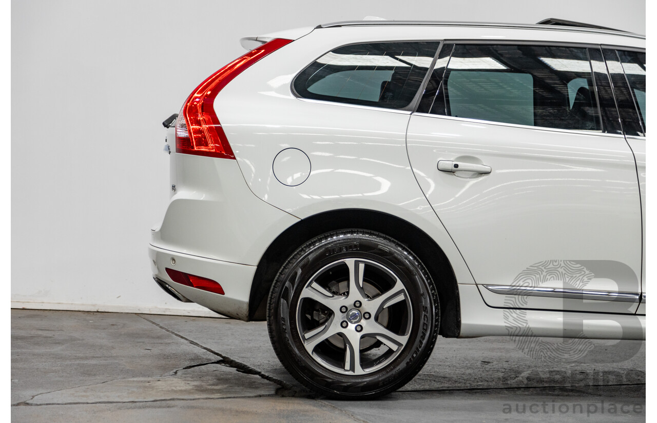 08/2014 Volvo XC60 T5 Luxury DZ MY14 4d Wagon White Turbo 2.0L