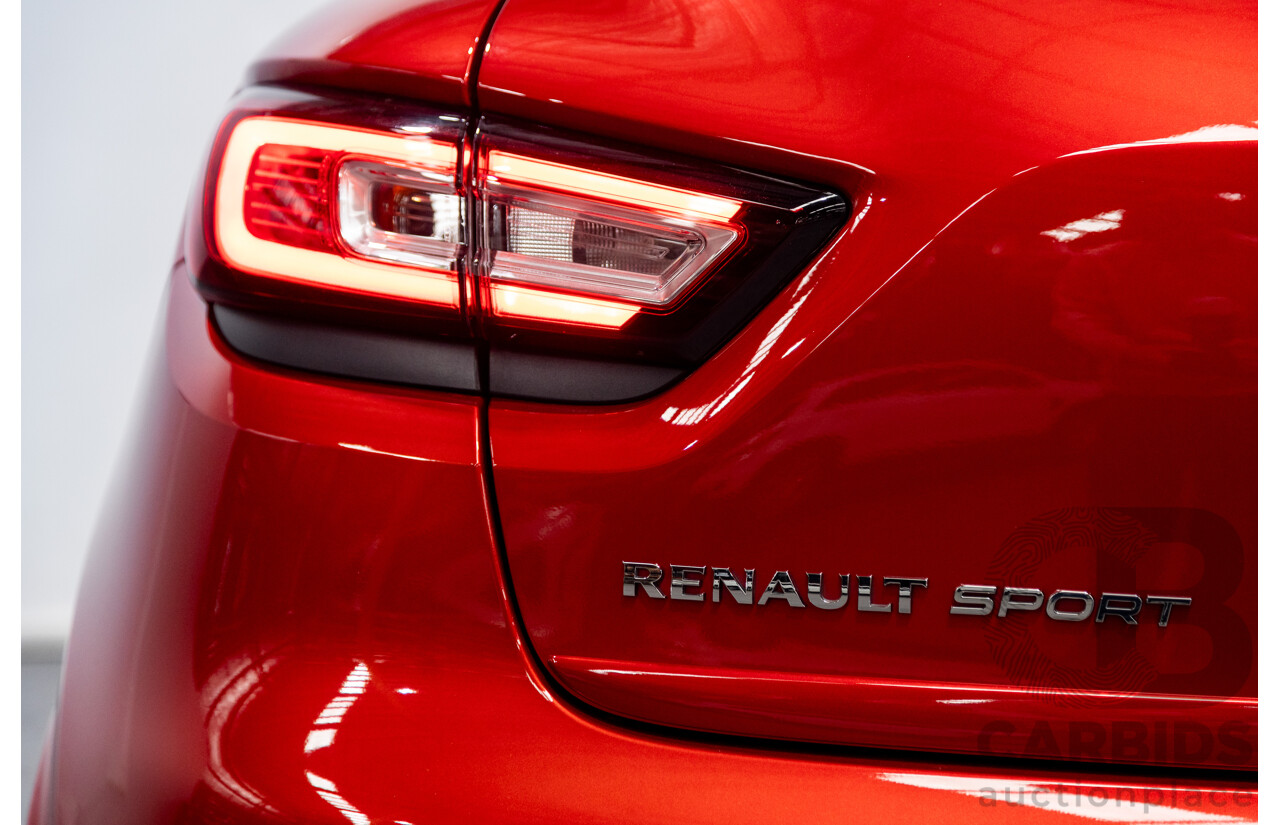 10/2017 Renault Clio RS 200 CUP Premium X98 5d Hatchback Metallic Flame Red Turbo 1.6L