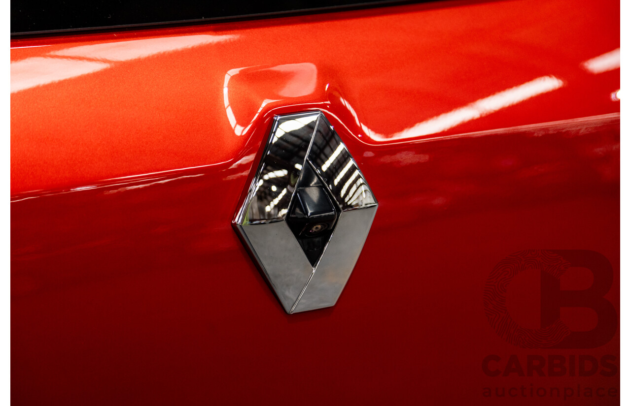 10/2017 Renault Clio RS 200 CUP Premium X98 5d Hatchback Metallic Flame Red Turbo 1.6L