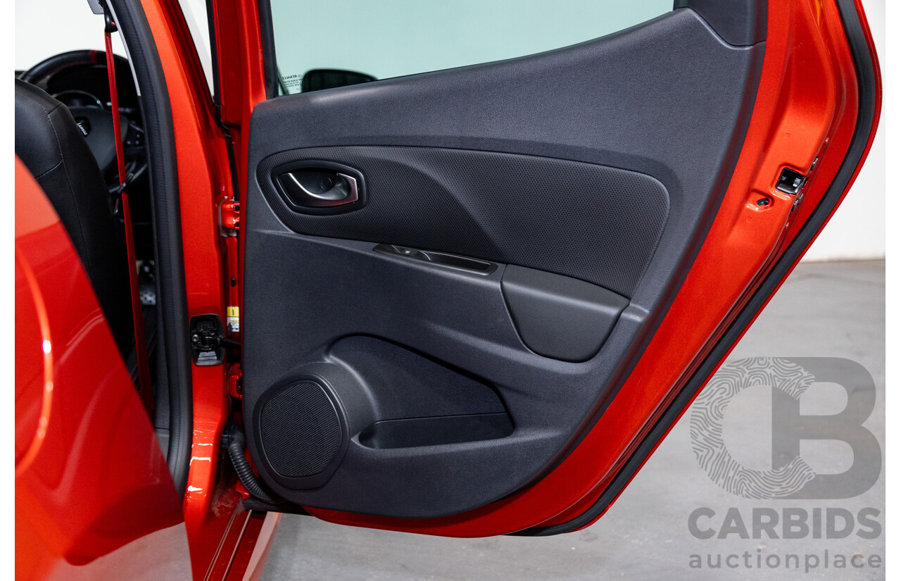 10/2017 Renault Clio RS 200 CUP Premium X98 5d Hatchback Metallic Flame Red Turbo 1.6L