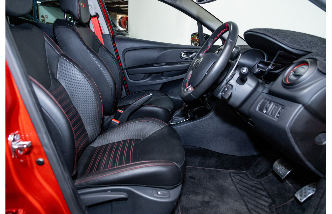 10/2017 Renault Clio RS 200 CUP Premium X98 5d Hatchback Metallic Flame Red Turbo 1.6L