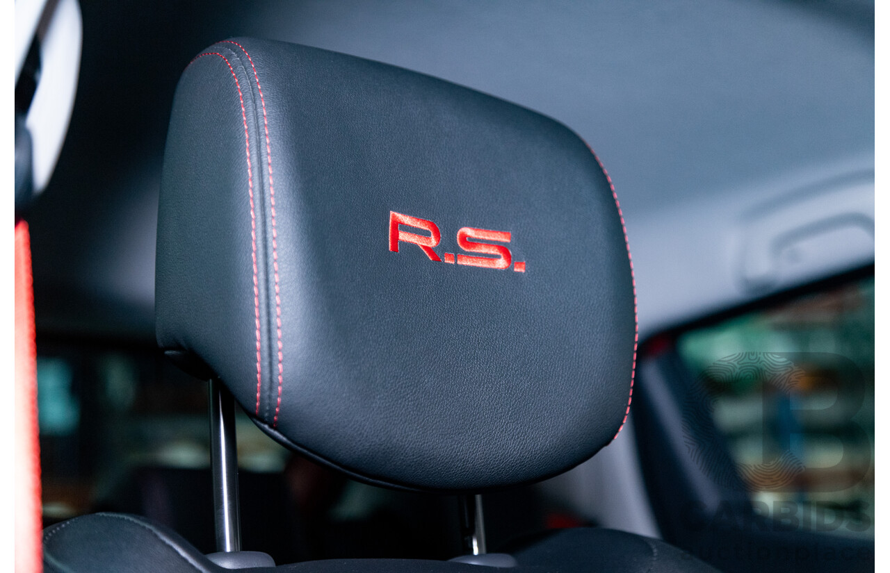 10/2017 Renault Clio RS 200 CUP Premium X98 5d Hatchback Metallic Flame Red Turbo 1.6L