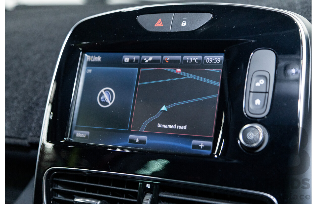 10/2017 Renault Clio RS 200 CUP Premium X98 5d Hatchback Metallic Flame Red Turbo 1.6L