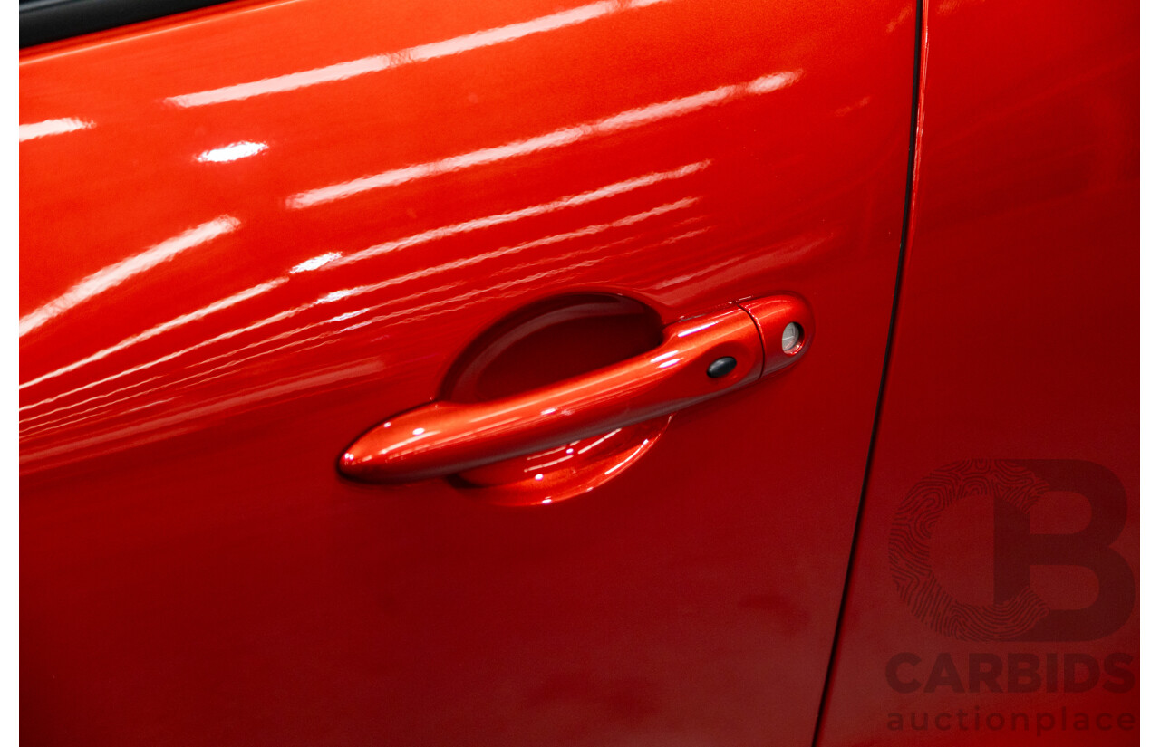 10/2017 Renault Clio RS 200 CUP Premium X98 5d Hatchback Metallic Flame Red Turbo 1.6L