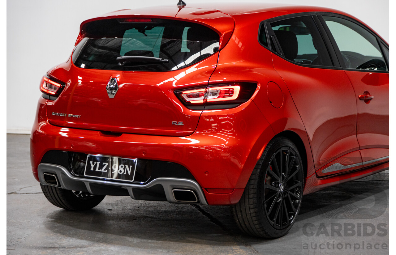 10/2017 Renault Clio RS 200 CUP Premium X98 5d Hatchback Metallic Flame Red Turbo 1.6L